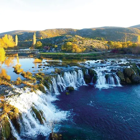 Karin Oasis 2 * Горни-Карин